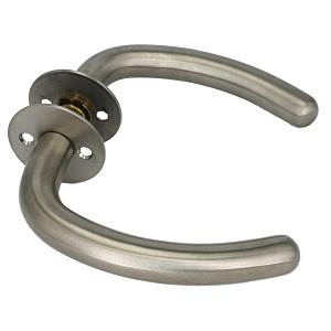 Dørgreb Thorshavn Buet C-form m/roset cc30 RS   Ø19mm